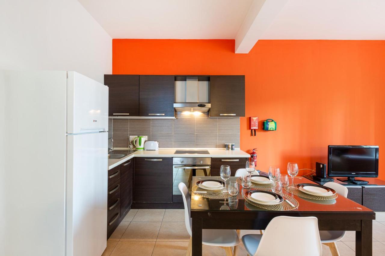 Lovely, Spacious High Floor Apt In Central Pv & Ac By 360 Estates Saint Julian's 외부 사진